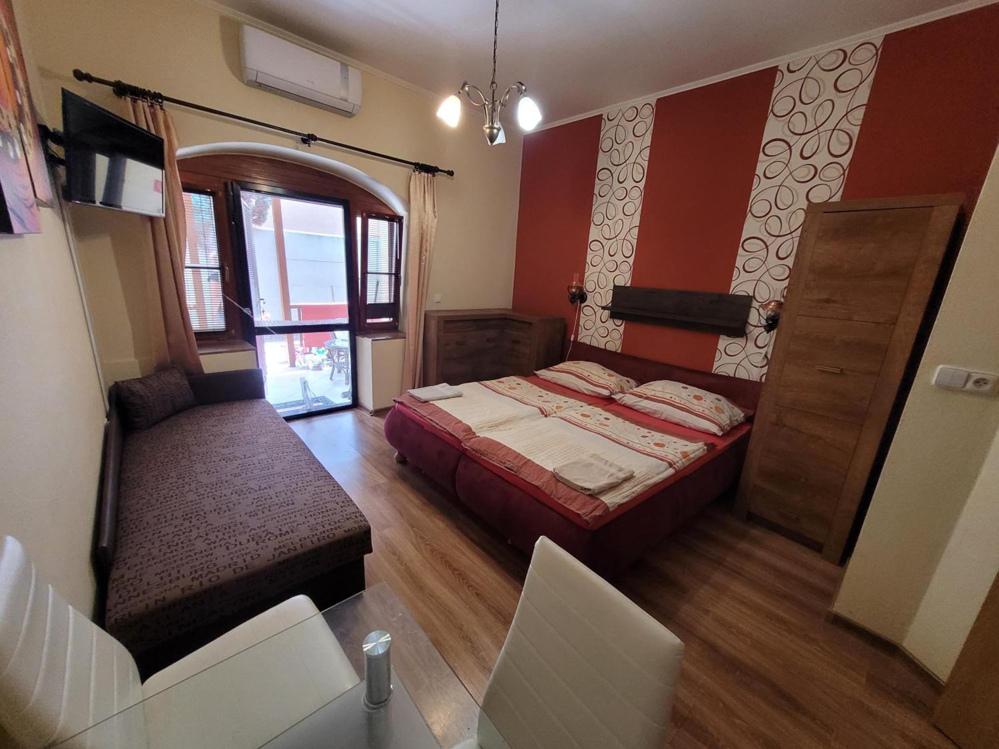 Penzion Korzo Štúrovo Exterior foto