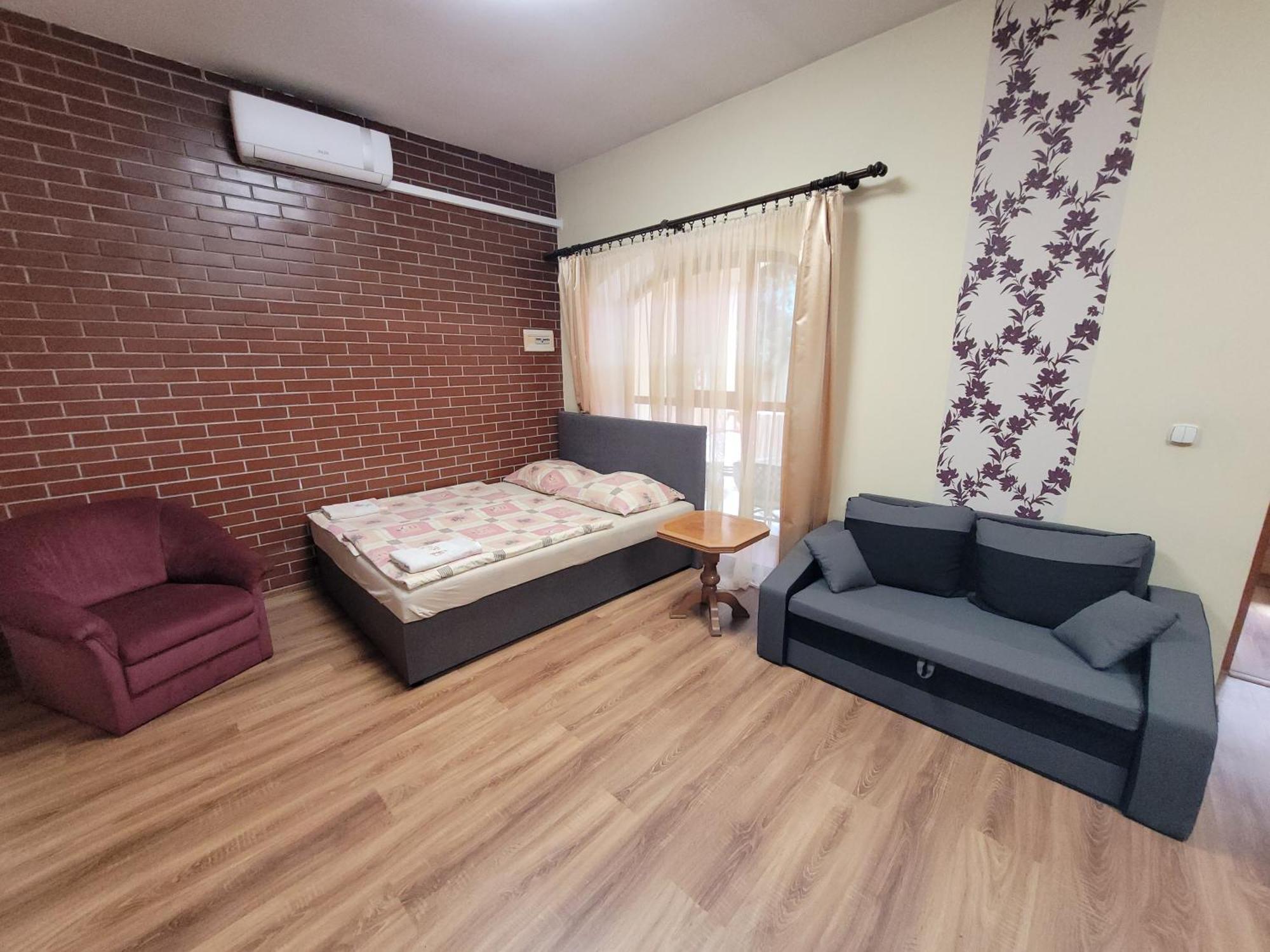 Penzion Korzo Štúrovo Exterior foto